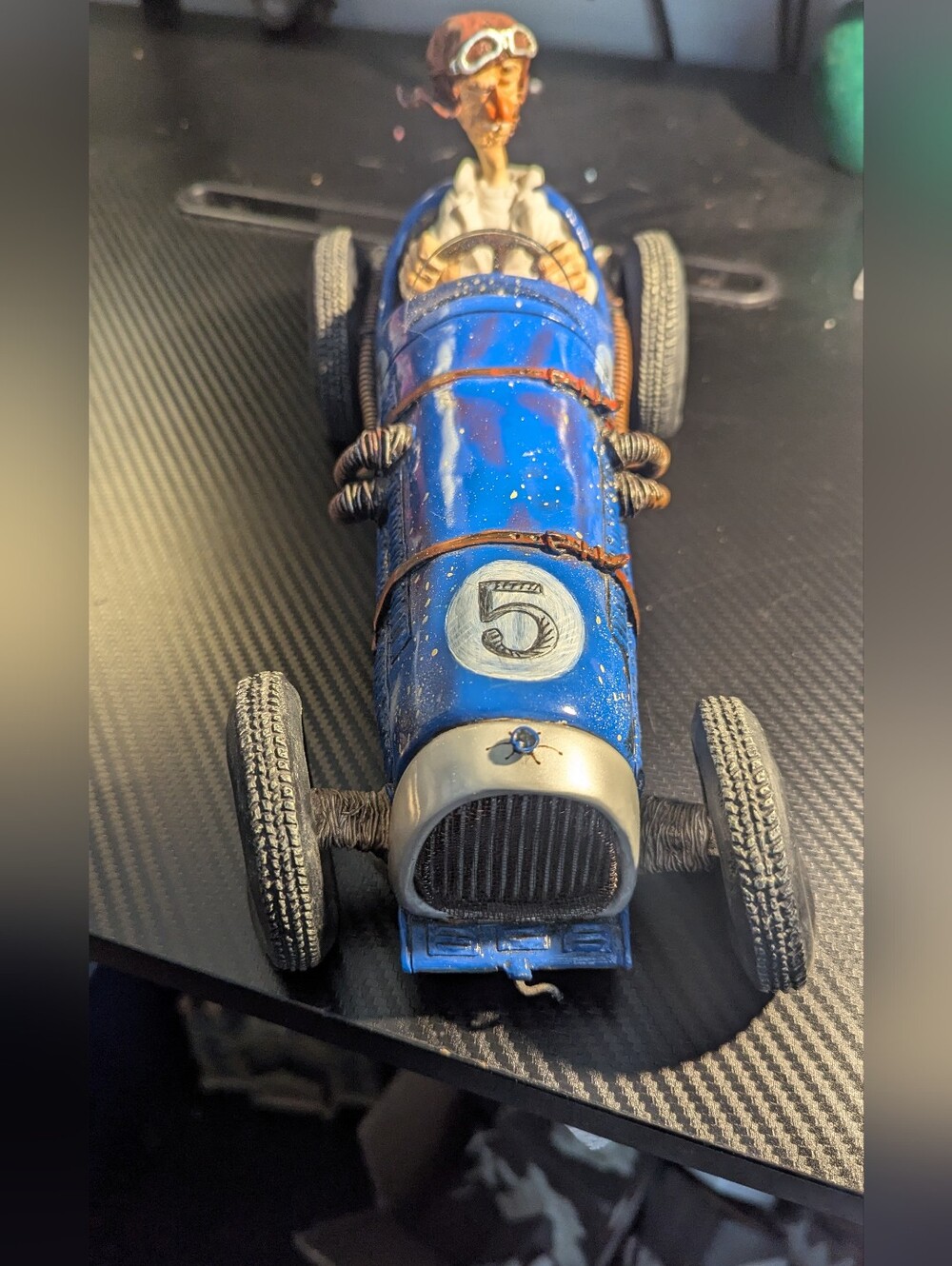 "The Blue Hurricane" (Le Tourbillon Bleu) comical art figurine by Guillermo F
